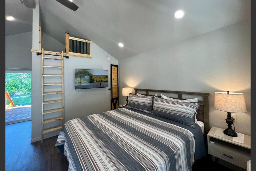 Loft Cabin 2 - Rogue River Resort Grants Pass Dış mekan fotoğraf
