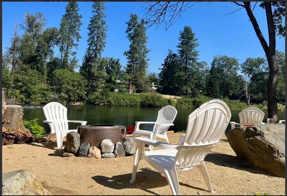 Loft Cabin 2 - Rogue River Resort Grants Pass Dış mekan fotoğraf